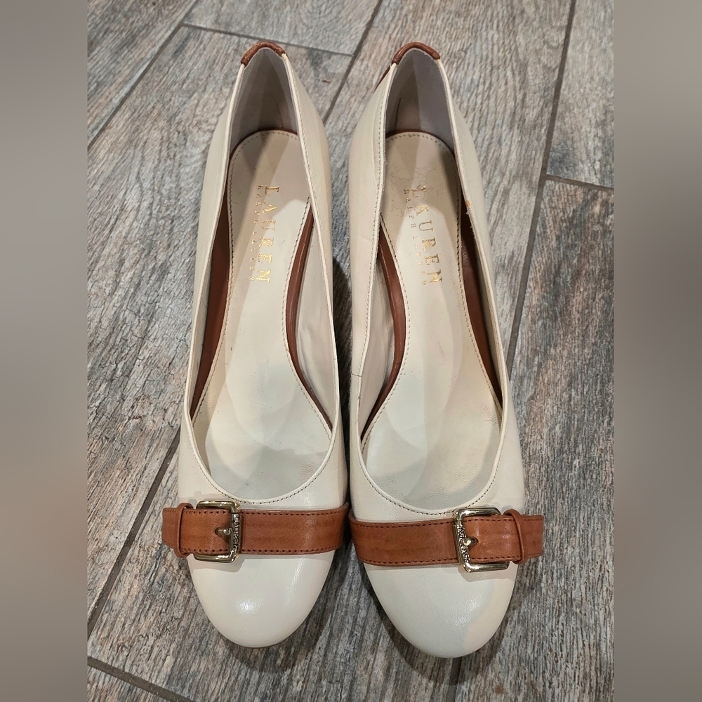 Ralph Lauren Cream Tan Buckle Heels Sz 5.5 Career Business Shoes